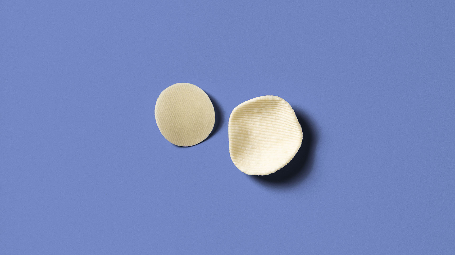 Crinkle potato chips